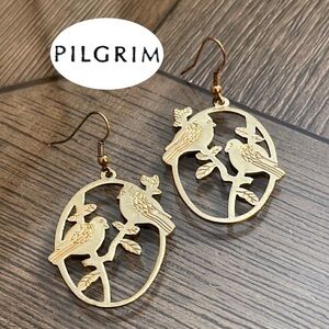 Vintage Pilgrim Oval Gold-tone Bird Earrings